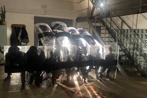 Výměník 1- Pomáhat a chránit / Direct Action Theatre